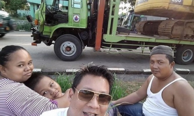 Lama Tak Terdengar Kabarnya,...