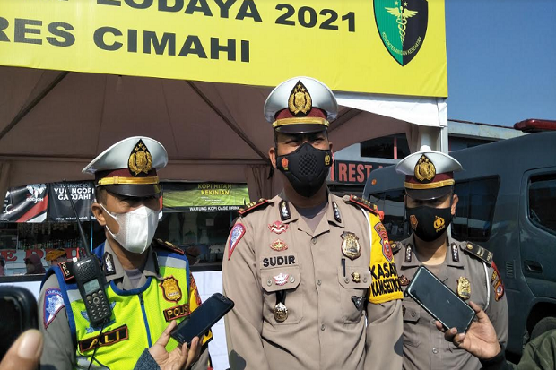 Insiden Tabrakan Beruntun...