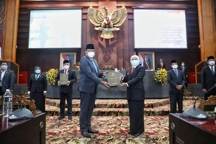 Pemprov Jatim Raih Opini...