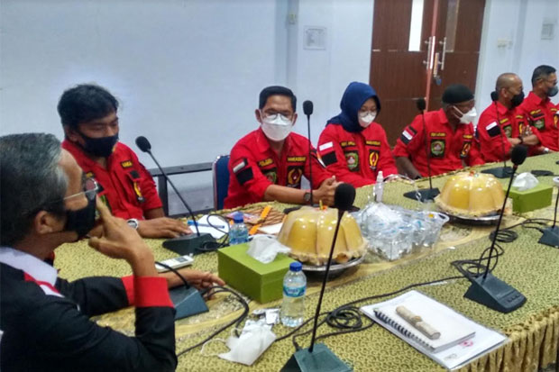 Bertemu Pengurus KONI,...
