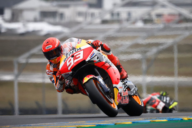 Sadari Batasan, Marquez...