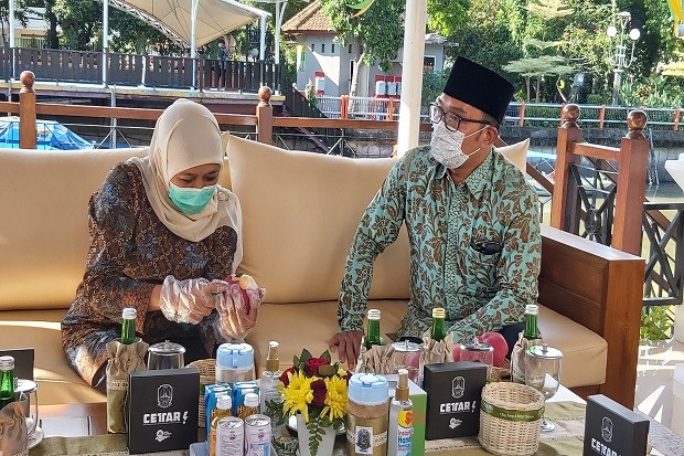Gelar Pertemuan dengan...