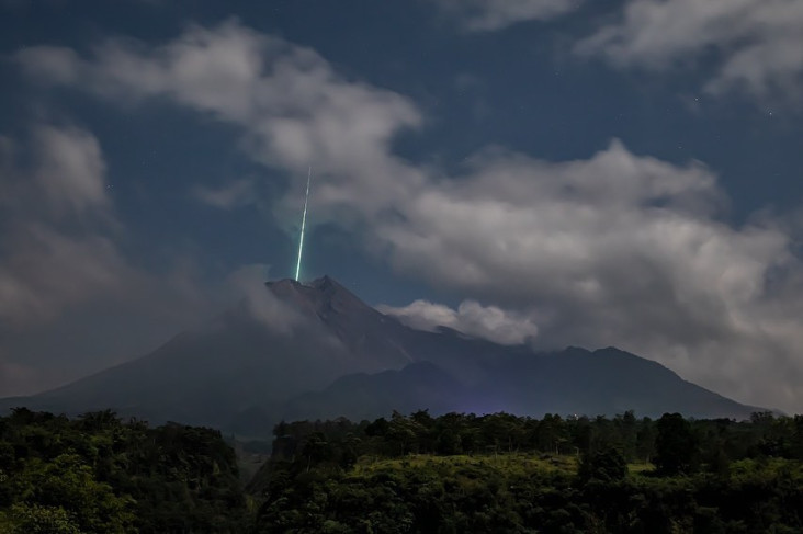 Lapan Ragu Ada Meteor...