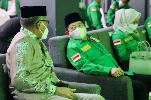 Gubernur Apresiasi Loyalitas...