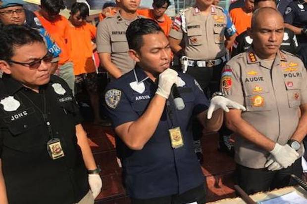 Polisi Bakal Tunjukkan...