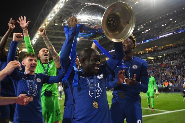 Bantu Chelsea Juara...