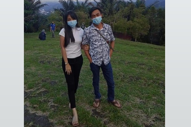 Menyayat Hati, Curhat...