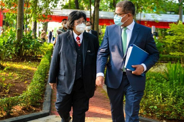 Bertemu Menteri LHK,...