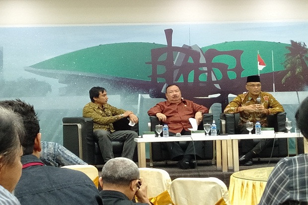 Komisi I Bersama Menhan...
