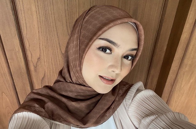 Foto Citra Kirana Diedit...