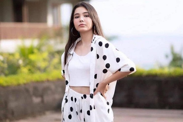 Usia Belum 15 Tahun,...