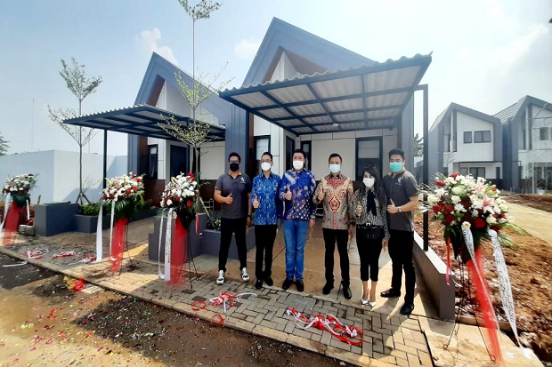Widari Village, Rumah...