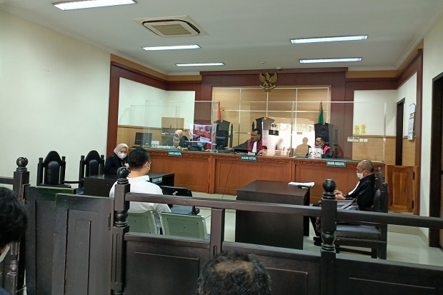 Sidang Kasus Penipuan...