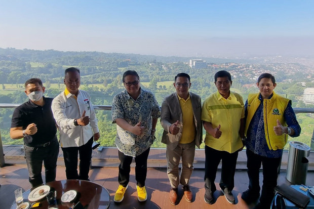 Ridwan Kamil Akui Bahas...
