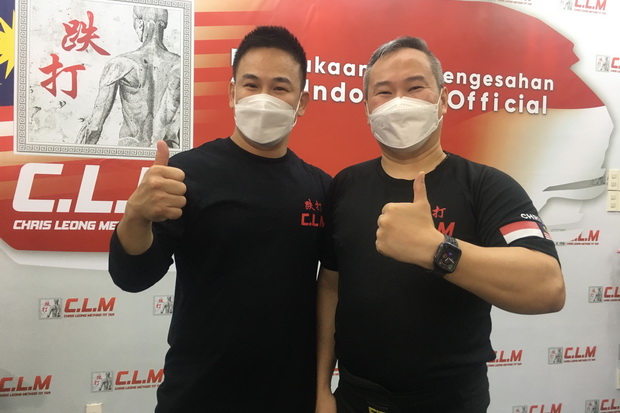Resmikan Gerai Perdana...