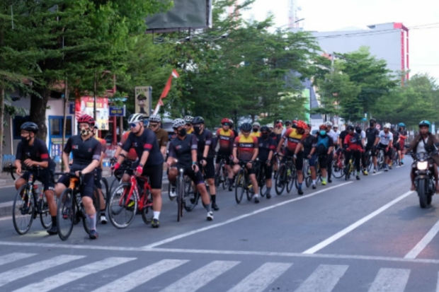 Komunitas Sepeda Makassar...