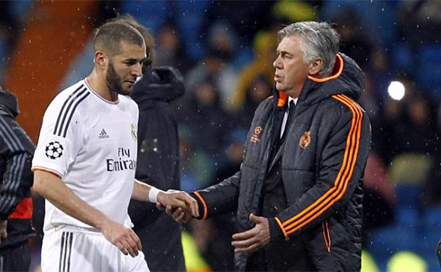 Benzema Antusias Sambut...