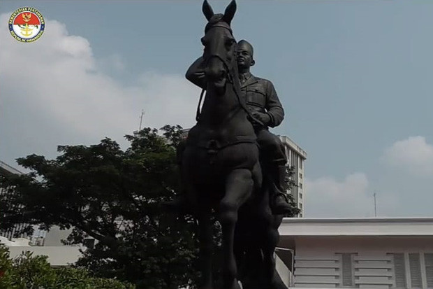 Cerita di Balik Patung...