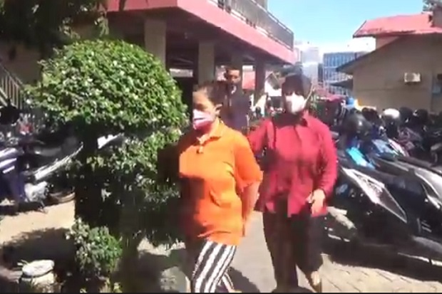 Cemburu Suami Lebih...