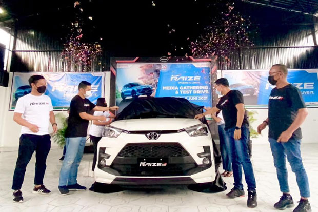 Toyota Raize Resmi Mengaspal...