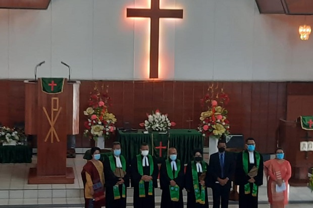 Di Tengah Badai Pandemi...