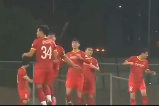Sesi Latihan Vietnam...