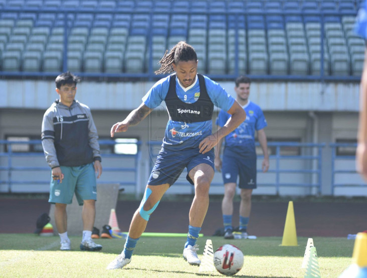 Persib Bandung Lega,...