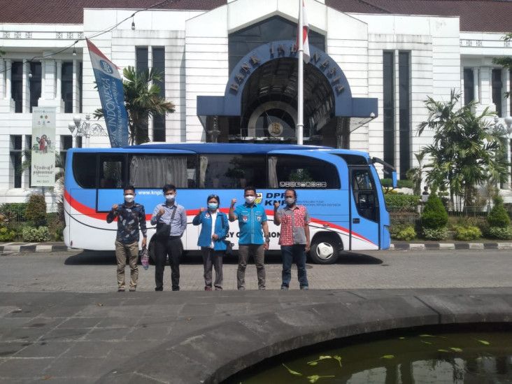 Haris Pertama: Pemuda...