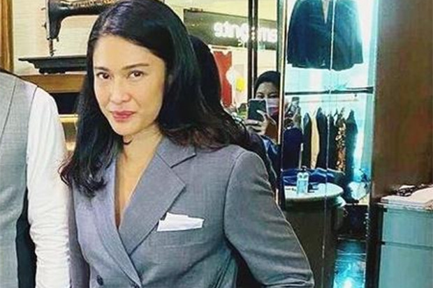 Cool! Gaya Lady Boss...