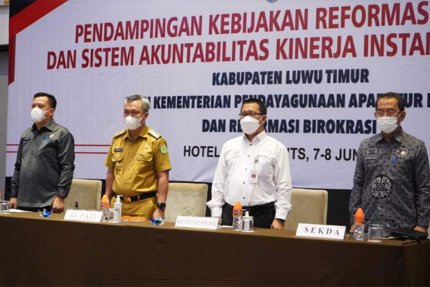 Kemenpan RB Dampingi...
