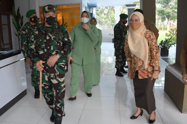 Pangdam Hasanuddin Minta...