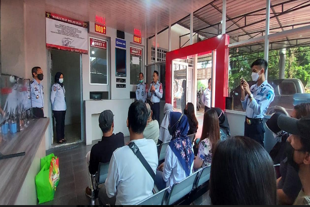 Wujudkan Pelayanan Transparan,...
