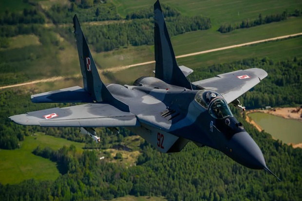 Jet Tempur MiG-29 Polandia...