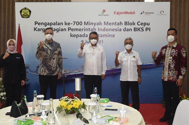 Pengapalan ke-700, Sinergi...