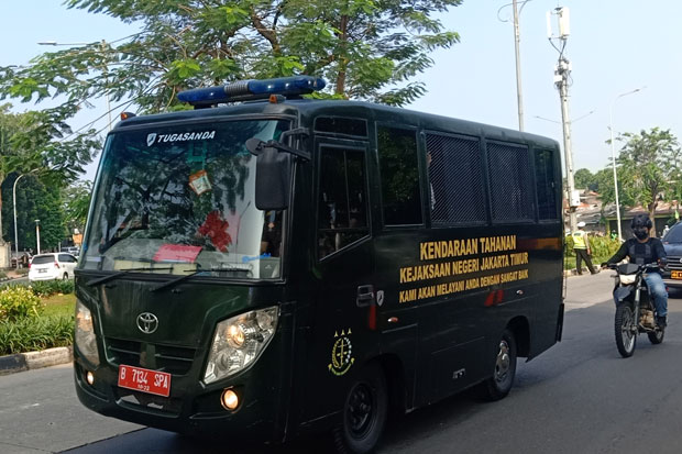 Tiba di PN Jakarta Timur...