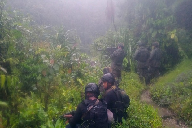 Kontak Tembak Antara...