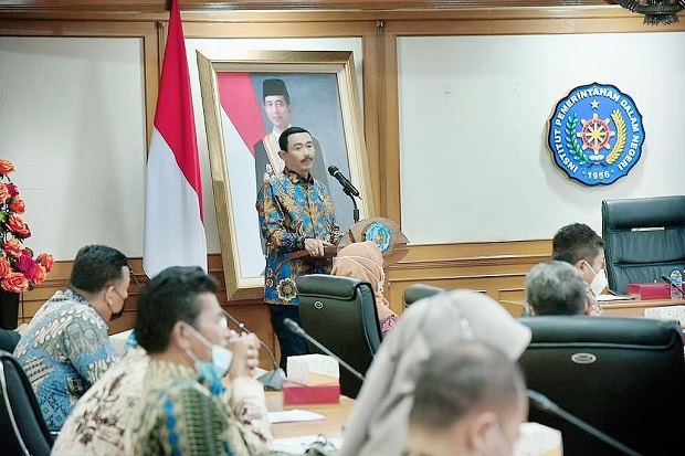 Menuju Smart Campus,...