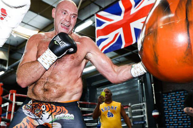 Ngeri, Tyson Fury Latihan...