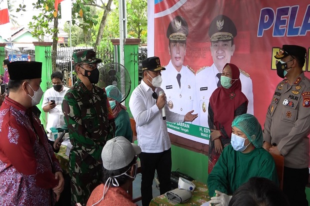 Gubernur Kalteng Meninjau...