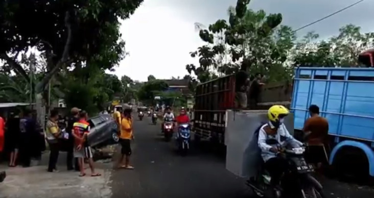 Tabrakan Maut di Gunungkidul,...