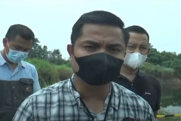 Geger, Pencari Rumput...