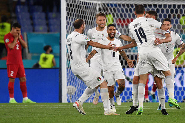 Timnas Italia Cetak...