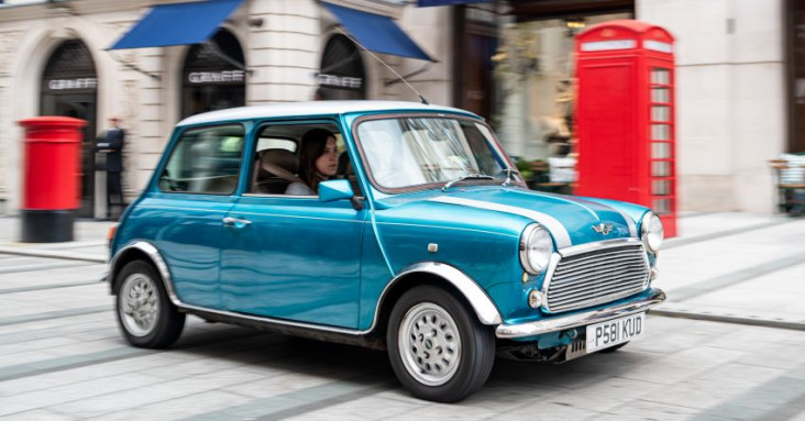 Keren, MINI Klasik dengan...