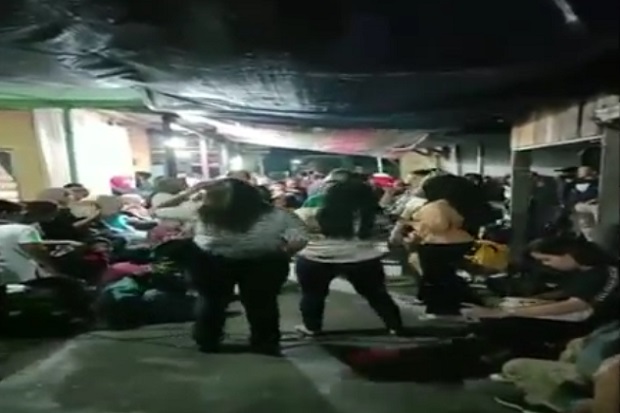 Mengaku Acara Yasinan,...