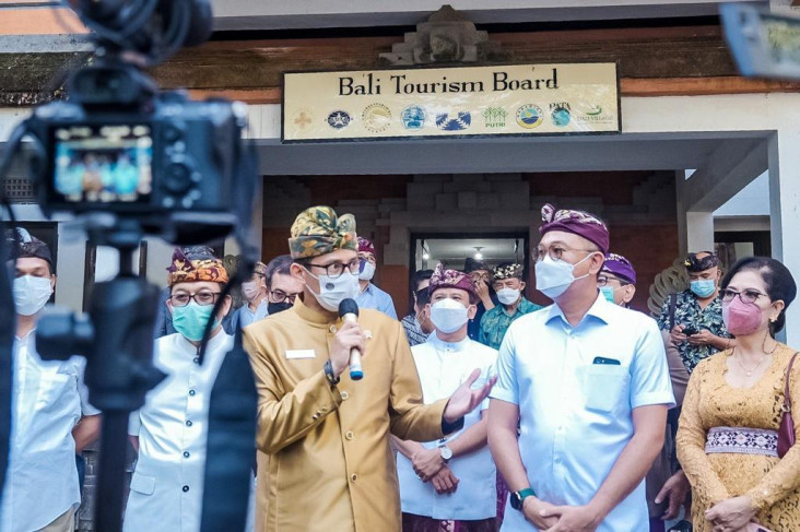 Rangkul BTB, Sandiaga...