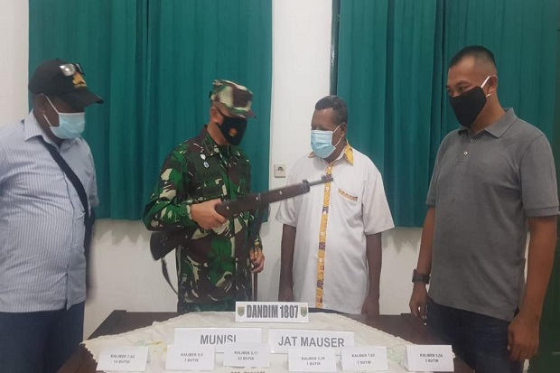 Bawa Senapan Laras Panjang...