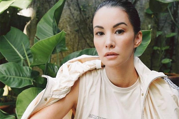 Nadya Hutagalung, dari...