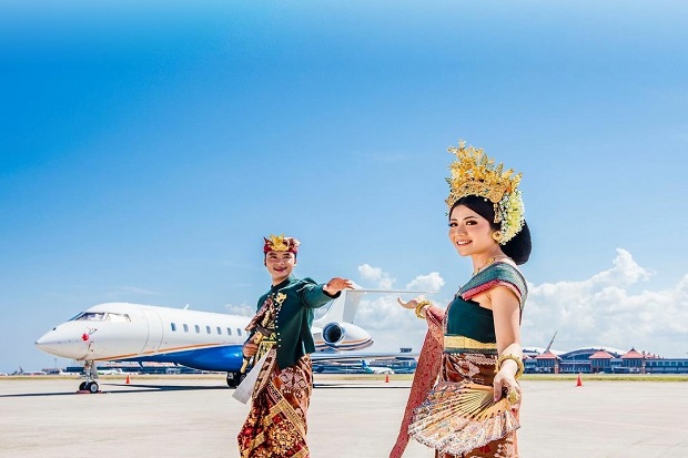 Cari Tambahan, Bandara...