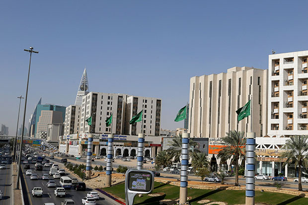 Saudi Tutup Masjid di...