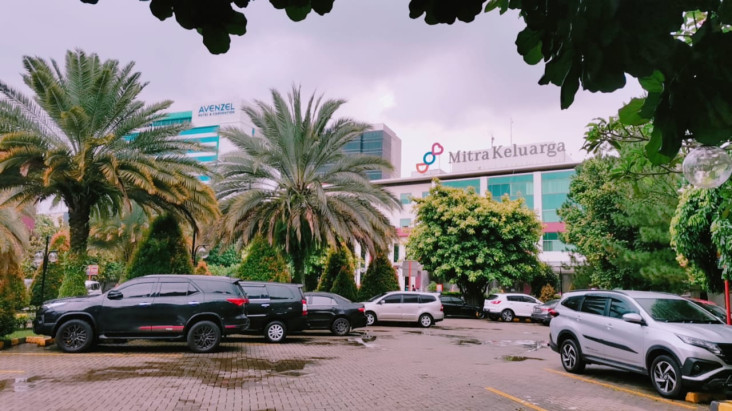 RS Mitra Keluarga Tebar...